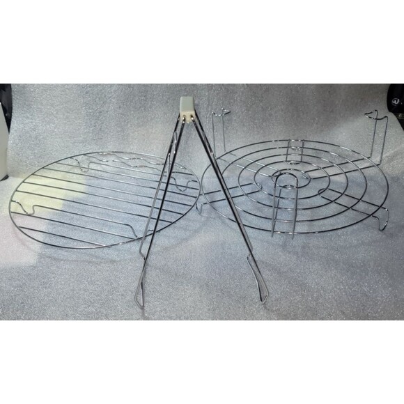 Magic Chef Convection Oven Model EWGC12W3 set of 3 Replacement Racks only - Picture 1 of 4